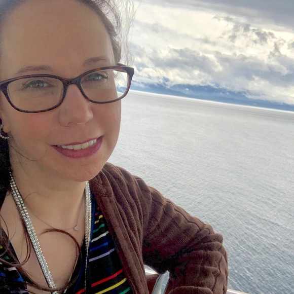 Meet your Posher, Tara - Picture 1 of 1